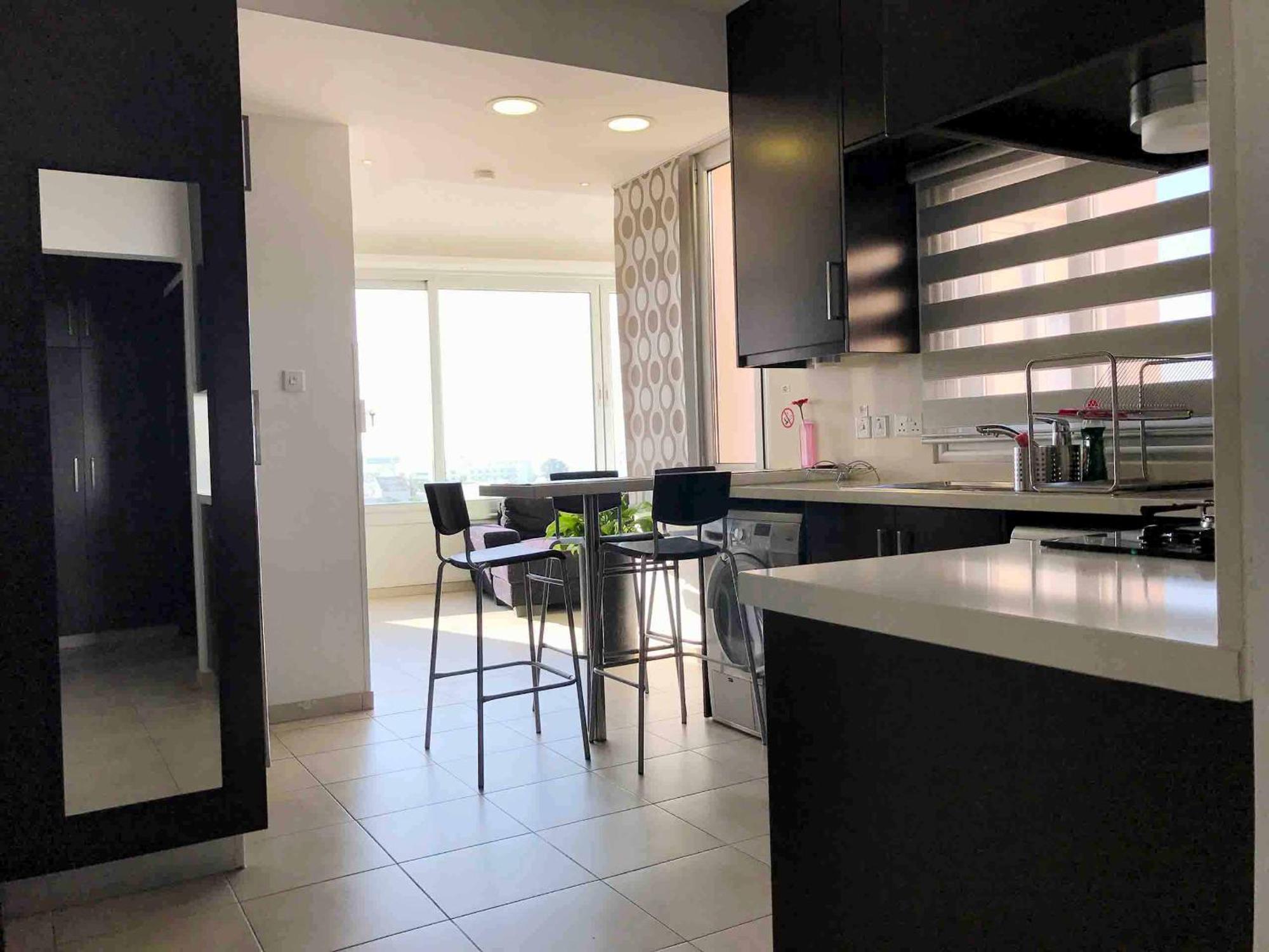 Topikos Apartments أيا نابا الغرفة الصورة