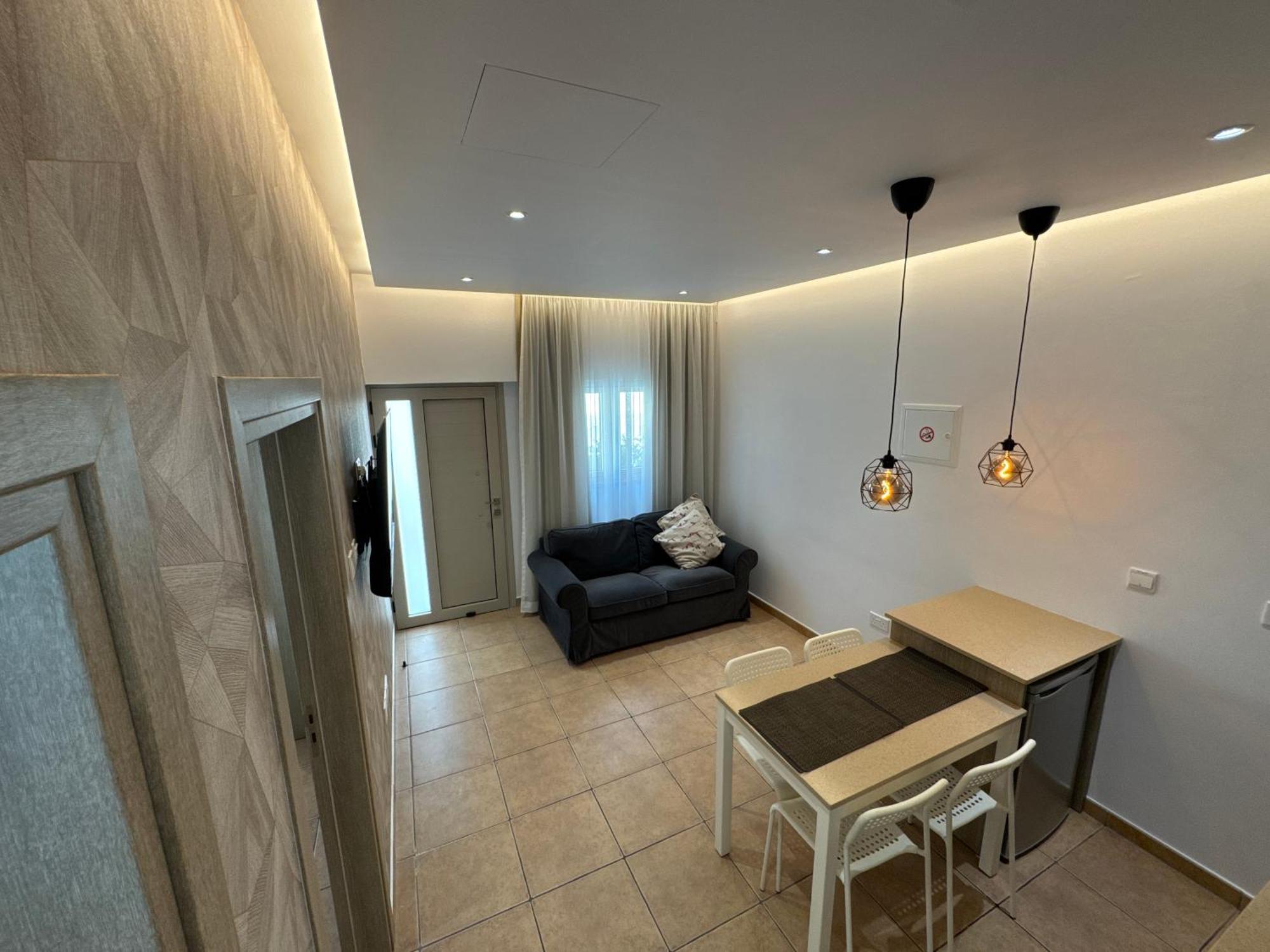 Topikos Apartments أيا نابا المظهر الخارجي الصورة